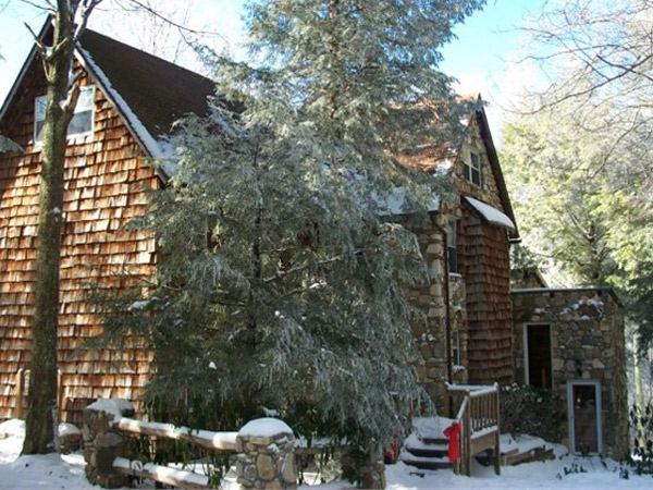 Lodge 2